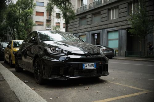 2025-gr-yaris-0001.jpg